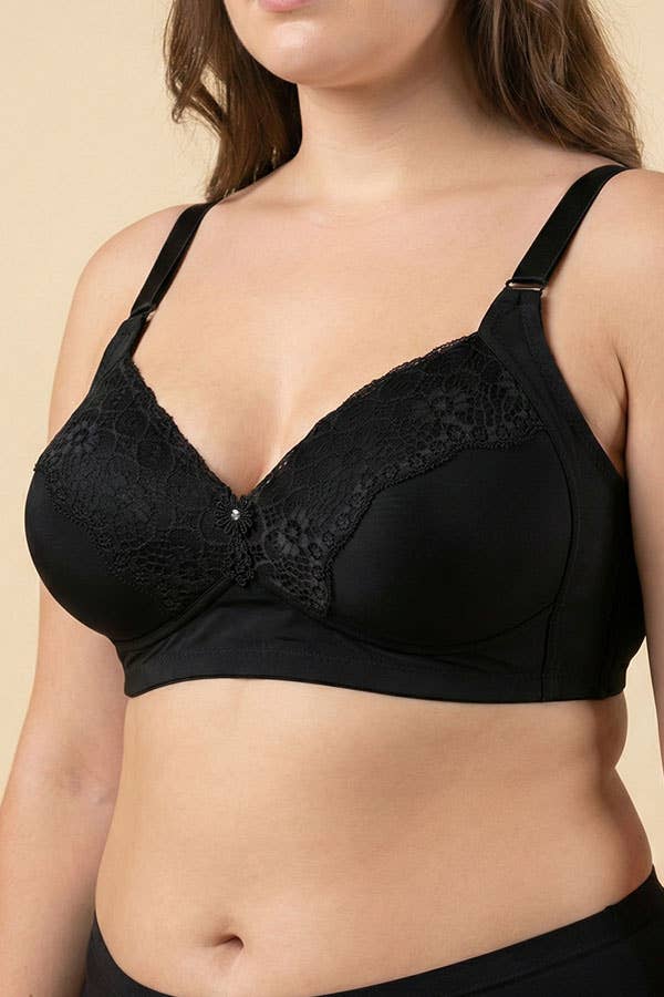 The Effortless Comfort Lace Bra - 38C