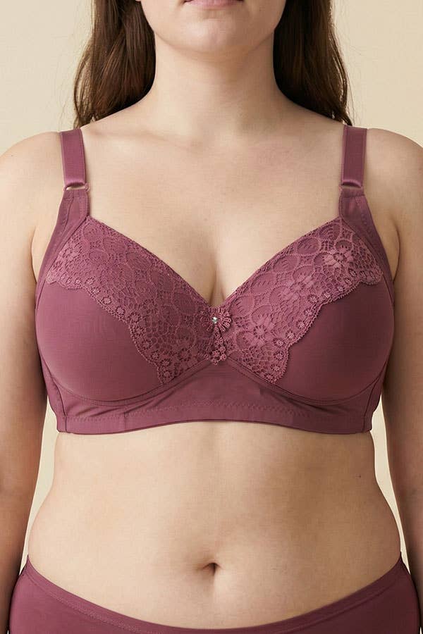 The Effortless Comfort Lace Bra - 38C