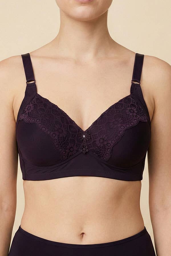 The Effortless Comfort Lace Bra - 38C